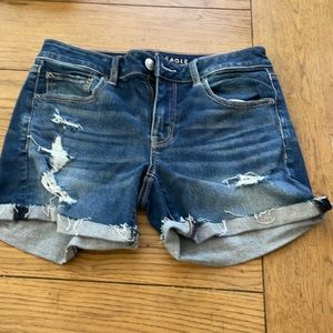 Women’s American Eagle Next Level Stretch Jean shorts size 8